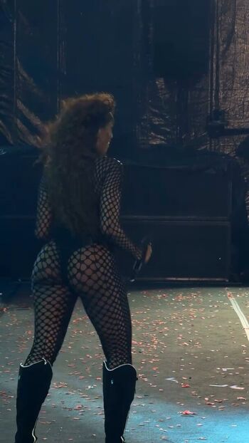 Full leaked Iza cantora private onlyfans photo