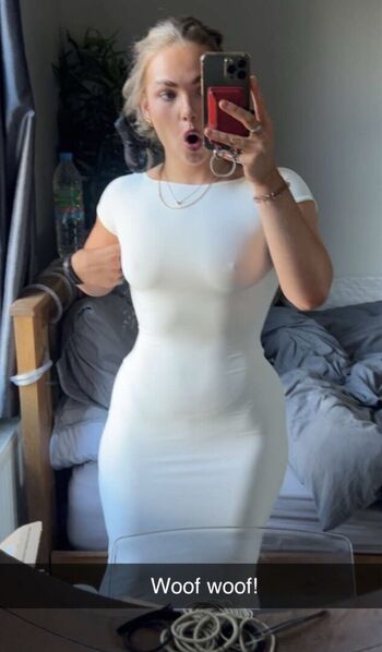 Full leaked Izzy swin private onlyfans photo