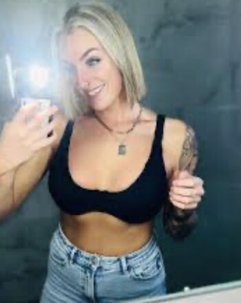 Full leaked Izzyfawley private onlyfans photo