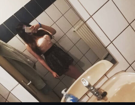 Full leaked Jasmin private onlyfans photo