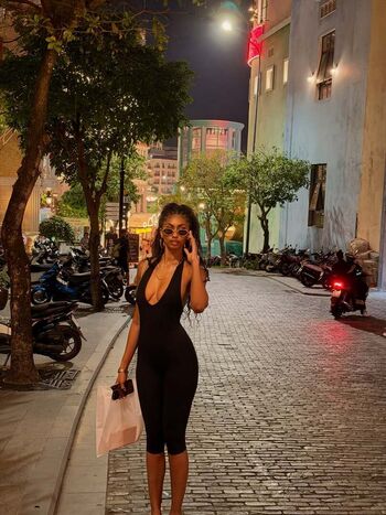 Jasmine Chola | Jasmine Blandford