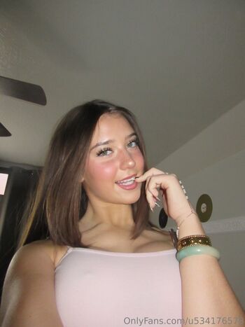 Full leaked Jazzymaex private onlyfans photo