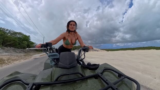 Full leaked Jeana private onlyfans photo