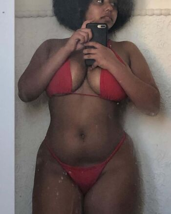 Full leaked Jellievissee private onlyfans photo