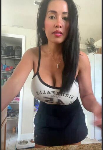 Full leaked Jenjen private onlyfans photo