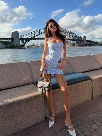 Jenn Lee / Jennifer Lee / jennleezy