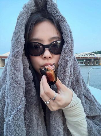 Full leaked Jennie blkpik page private onlyfans photo