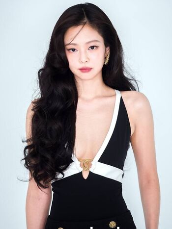 Full leaked Jennie blkpik page private onlyfans photo