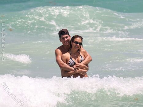 Full leaked Jessica alba private onlyfans photo