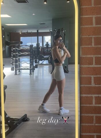 Full leaked Jessicaoskam private onlyfans photo