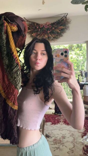 Full leaked Jessie paege page private onlyfans photo