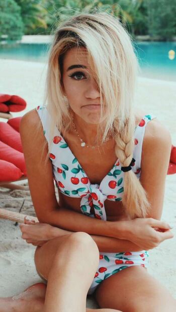 Full leaked Jessie paege page private onlyfans photo