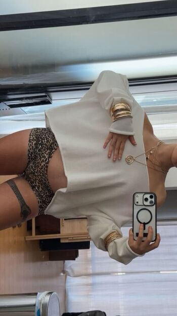Full leaked Jezabzllz private onlyfans photo