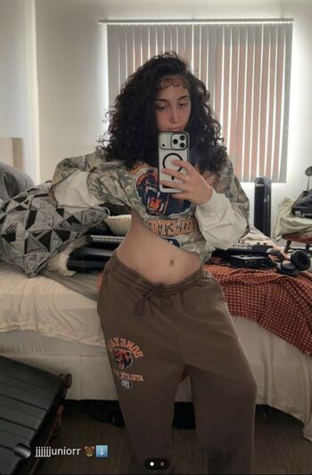 Full leaked Jezabzllz private onlyfans photo