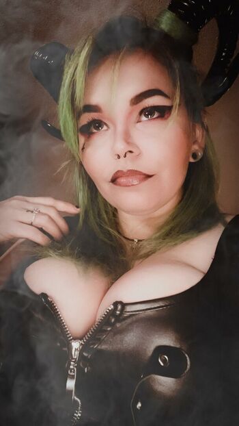 Full leaked Jholladay private onlyfans photo