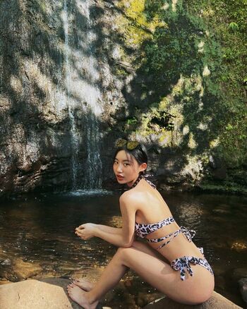 Full leaked Jia east page private onlyfans photo