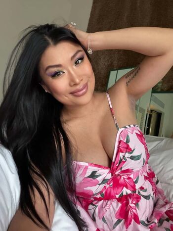 Full leaked Jiaoying summers private onlyfans photo