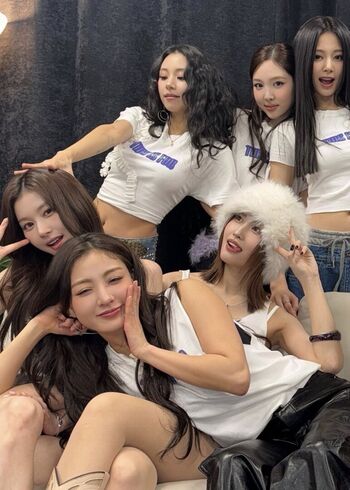 Full leaked Jihyo page private onlyfans photo