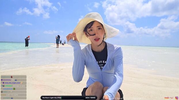 Full leaked Jinnytty private onlyfans photo