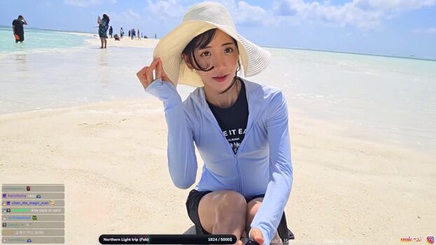 Full leaked Jinnytty private onlyfans photo