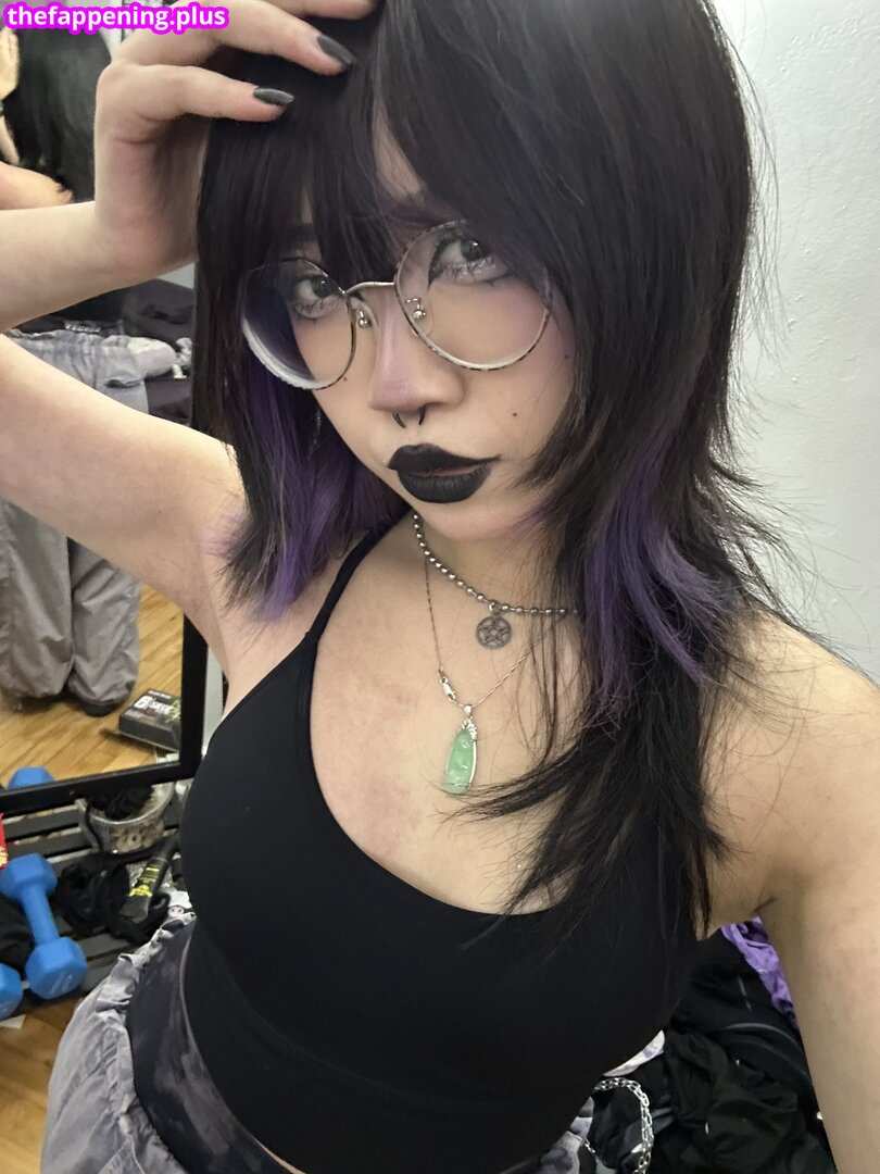 Janet He / https: / jjanethe / jjanethee / jjanether6 नग्न OnlyFans फोटो #1