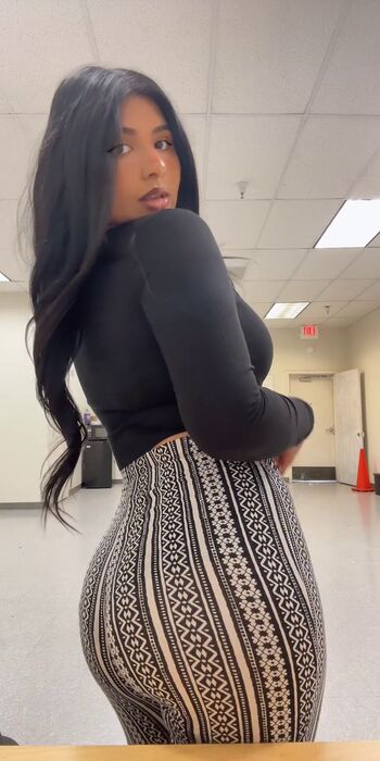 Full leaked Jocelyn nm private onlyfans photo