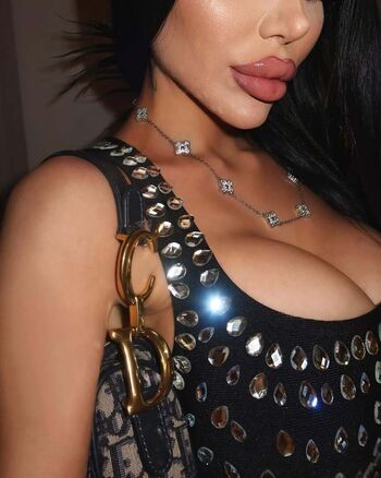 Full leaked Joliejoliecat private onlyfans photo