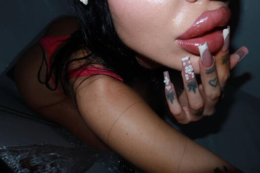 Full leaked Joliejoliecat private onlyfans photo