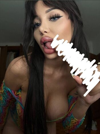 Full leaked Joliejoliecat private onlyfans photo