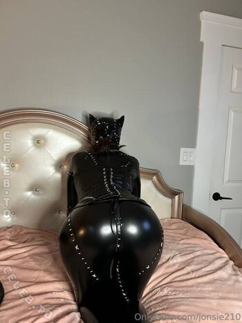 Full leaked Jonsie private onlyfans photo