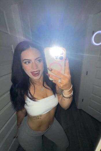 Full leaked Juicygena private onlyfans photo