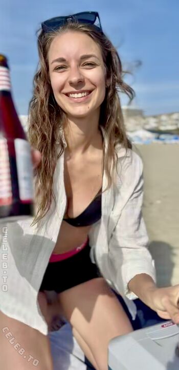 Full leaked Jule rombey private onlyfans photo