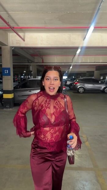 Julia Alvarenga