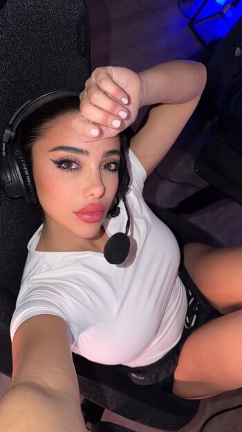 Full leaked Julia bayonetta  page private onlyfans photo