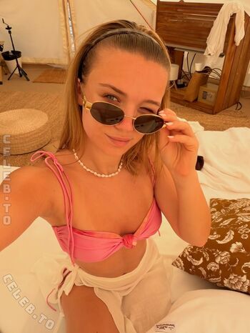 Full leaked Julia beautx page private onlyfans photo