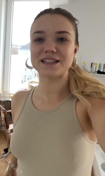 Full leaked Julia beautx private onlyfans photo