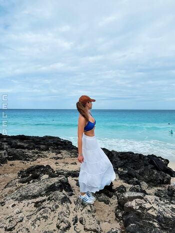 Full leaked Julia breuing private onlyfans photo