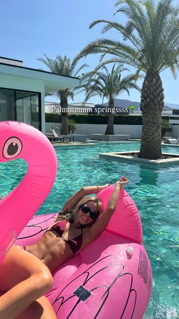 Full leaked Julia ernst page private onlyfans photo