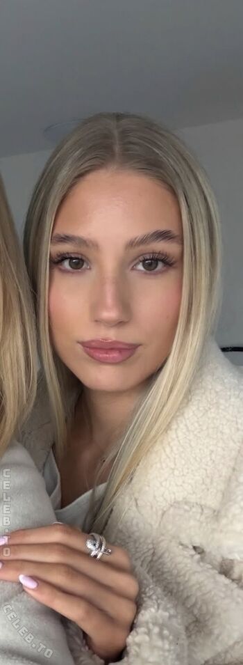 Full leaked Julia eumel private onlyfans photo