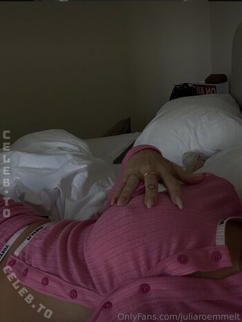 Full leaked Julia rommelt private onlyfans photo