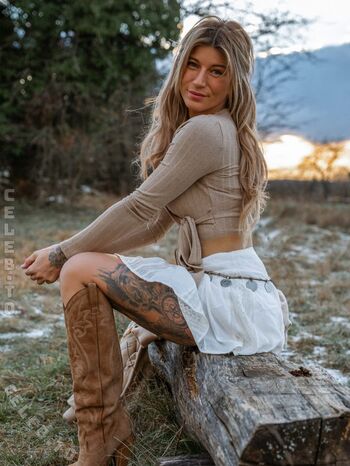 Full leaked Julia schfer private onlyfans photo