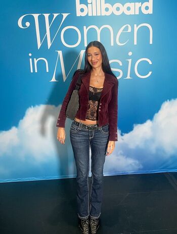 Full leaked Julia wolf page private onlyfans photo