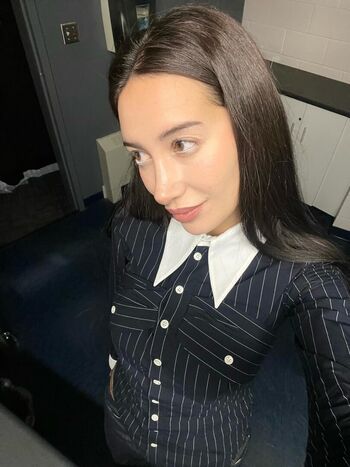 Full leaked Julia wolf private onlyfans photo