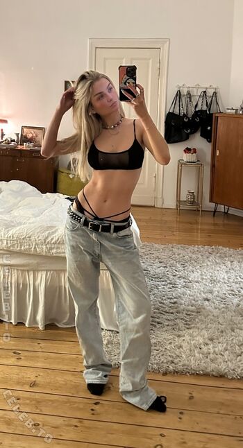 Full leaked Julia wulf page private onlyfans photo