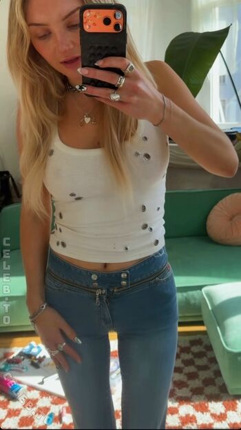 Full leaked Julia wulf private onlyfans photo