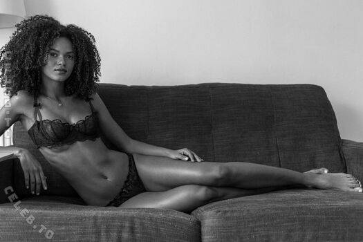 Full leaked Juliana nalu private onlyfans photo