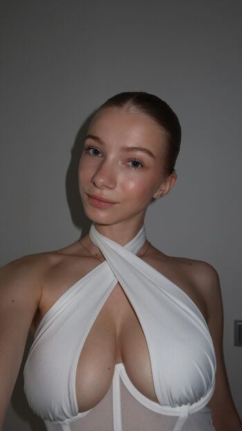 Full leaked Julianaaaa page private onlyfans photo