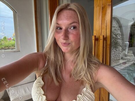 Full leaked Julie skovv private onlyfans photo