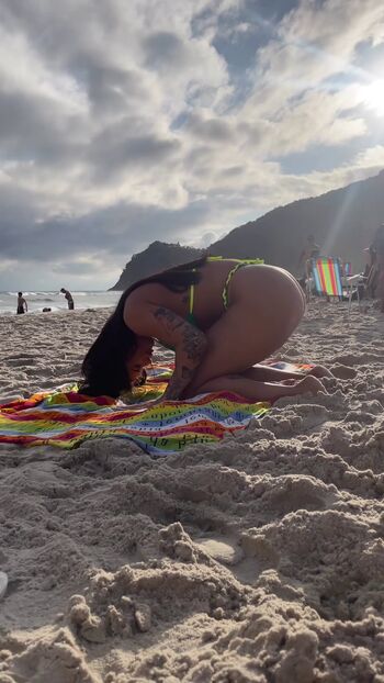 Jully Oliveira