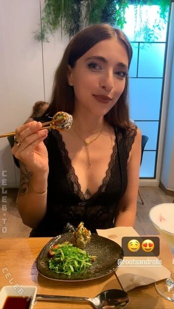 Full leaked Junicats private onlyfans photo